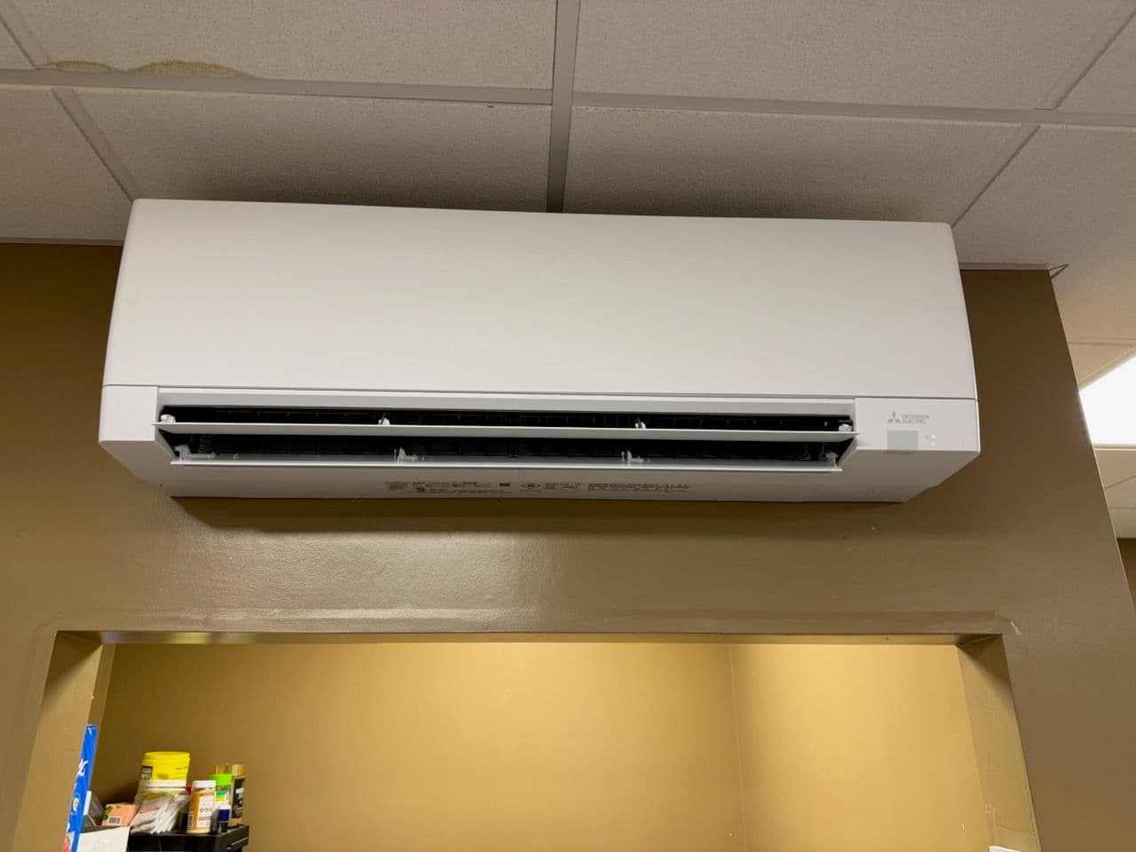 Gallery photos for New Mitsubishi AC Unit Installed in Air Masters Office: Image #1