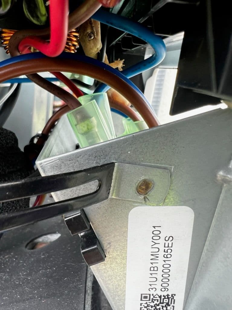 Gallery photos for Wildlife in HVAC Circuits Swiftly Fixed: Image #1